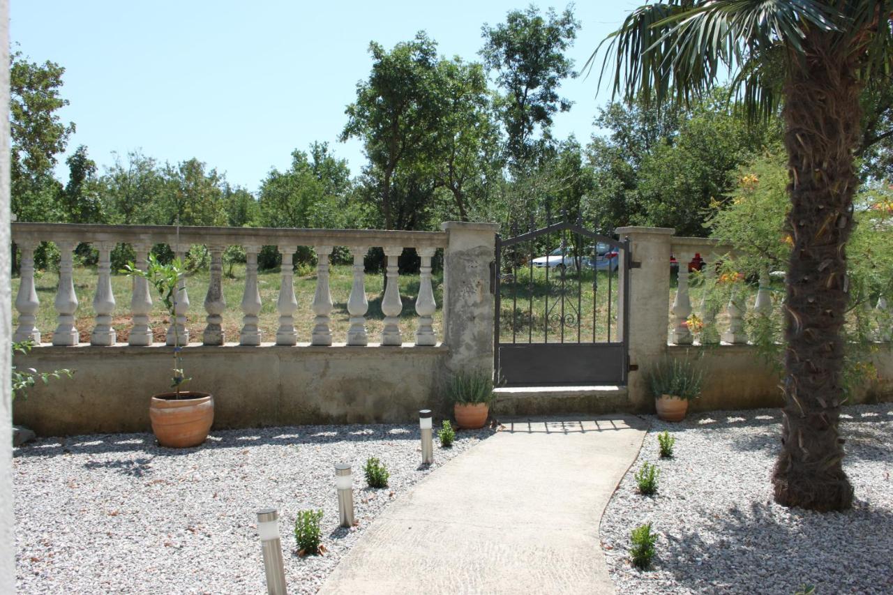 Apartmani Dienes Novi Vinodolski Exteriér fotografie